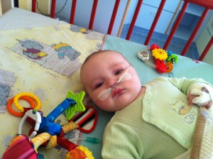 Nach 2 Tagen Inhalationen, Antibiotika und Sauerstoff ging es dem Auserwählten schon sichtlich besser.